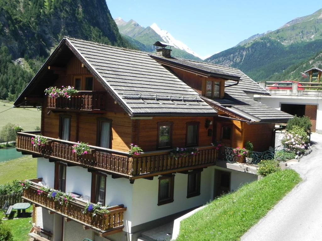 Haus Marienheim Bed and Breakfast Heiligenblut Eksteriør billede