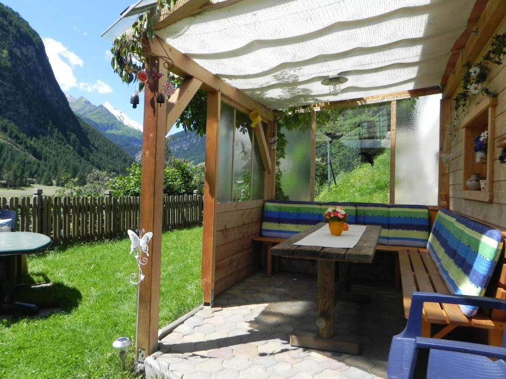 Haus Marienheim Bed and Breakfast Heiligenblut Eksteriør billede
